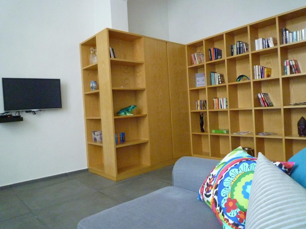 Apartament The Frog'S Hideaway Bolonia Zewnętrze zdjęcie