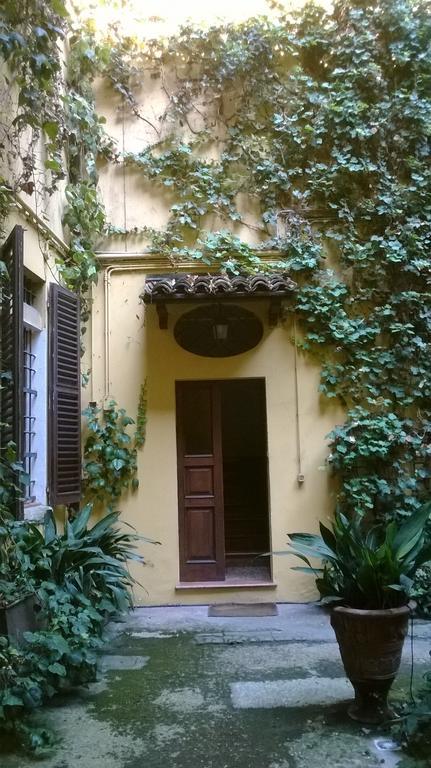 Apartament The Frog'S Hideaway Bolonia Zewnętrze zdjęcie
